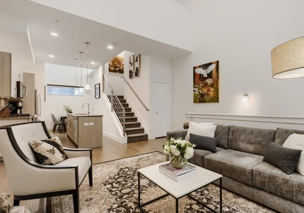 2733 W 28th Ave Unit 7 - MLS Sized - 011 - 11 Living Room